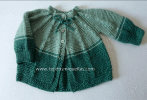 Chaqueta para bebe tejida