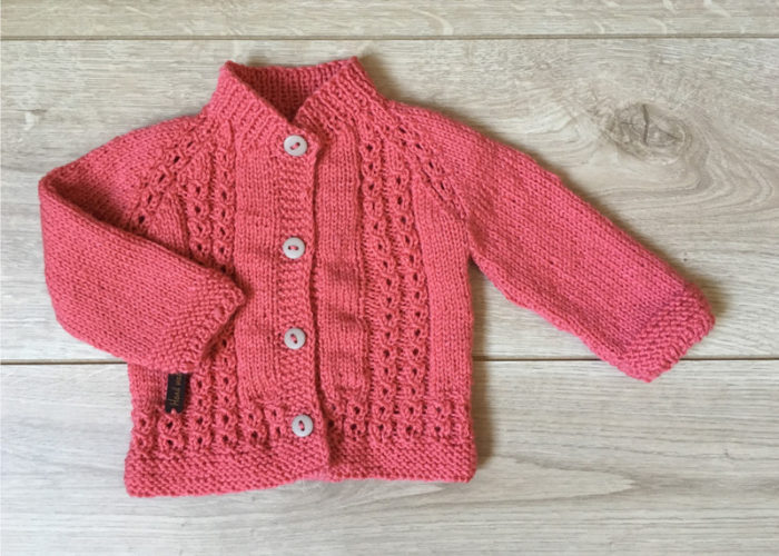 26. Chaqueta Coral con puntada de ochos (PDF) Tallas de 0 meses a 10 años