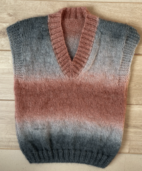 42. Chaleco mujer cuello en V (S.M.L.XL)