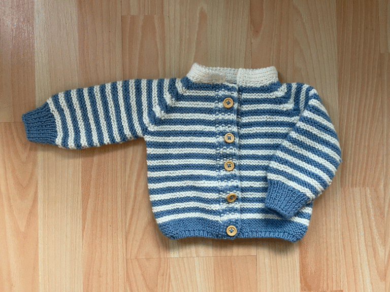 46. Chaqueta con lineas cuello Mao (tallas de 0 a 10 años)