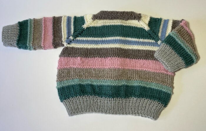 48. Chaqueta empezada por el cuello 3 - Imagen 2